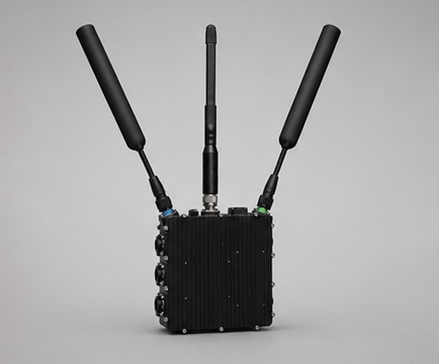 Rugged ETH Switch module with antennas